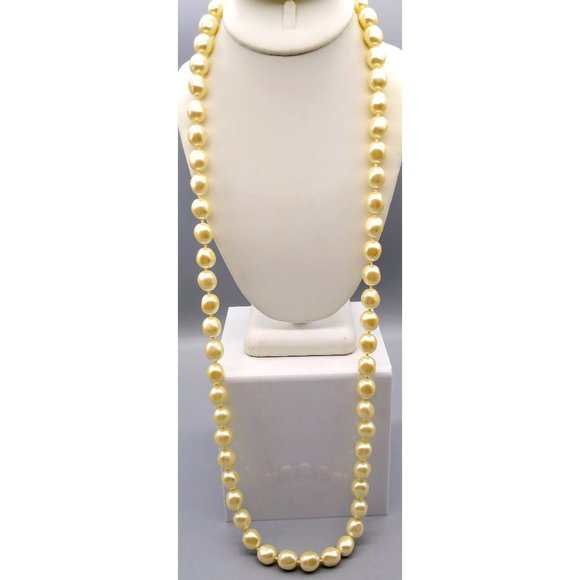 Vintage Faux Baroque Pearl Necklace, Luscious Ivory Knotted Strand of Large - Picture 1 of 5